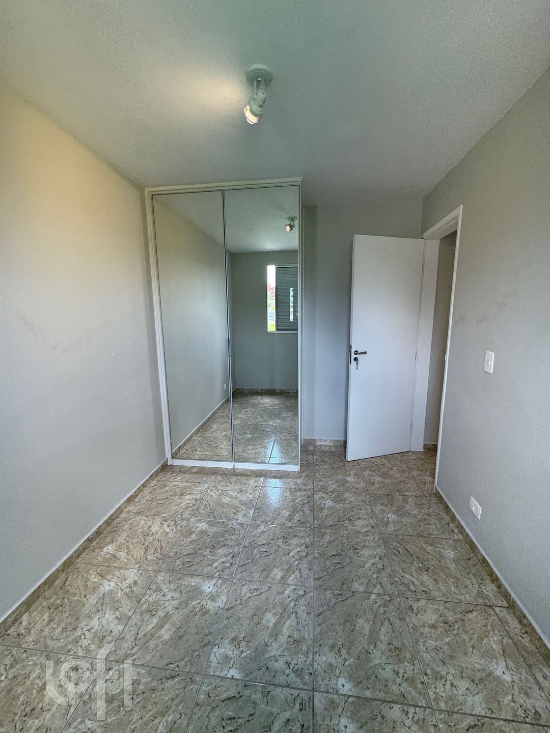 Apartamento à venda com 2 quartos, 46m² - Foto 11