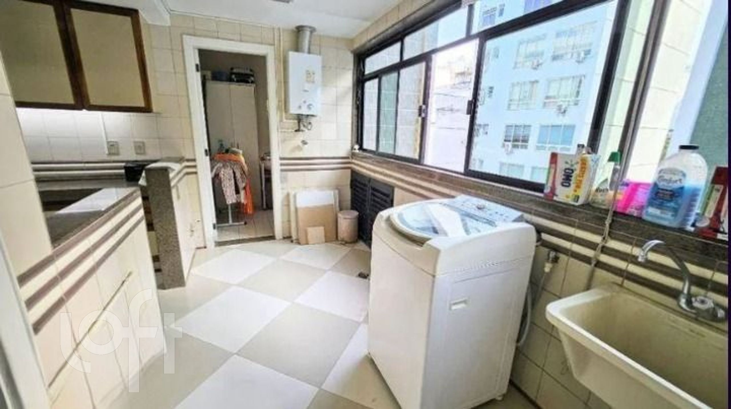 Apartamento à venda com 4 quartos, 260m² - Foto 31