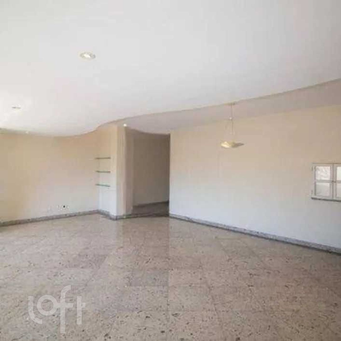 Apartamento à venda com 3 quartos, 125m² - Foto 1