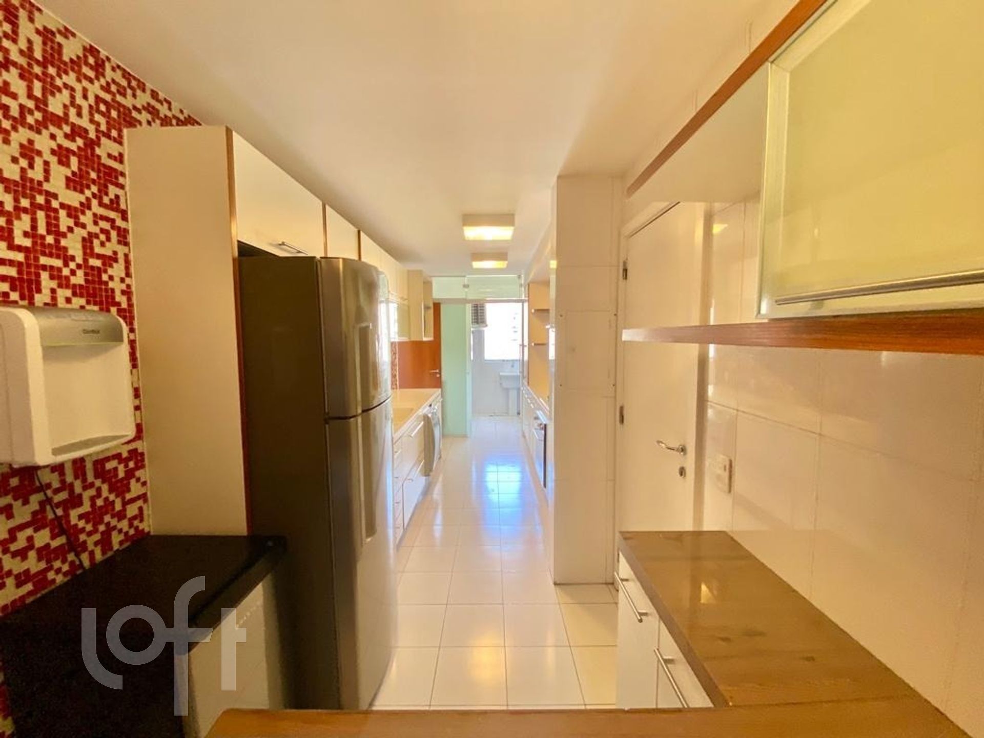 Apartamento à venda com 3 quartos, 191m² - Foto 13