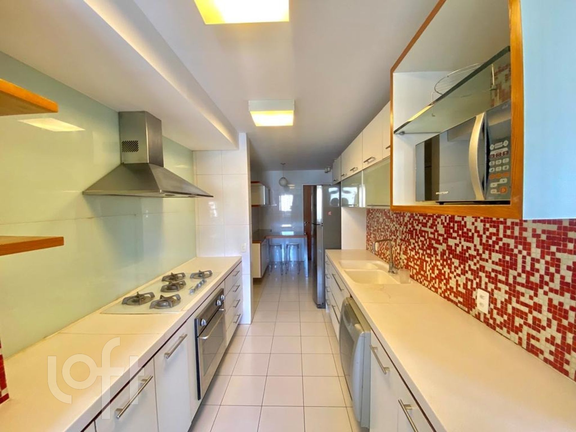 Apartamento à venda com 3 quartos, 191m² - Foto 11