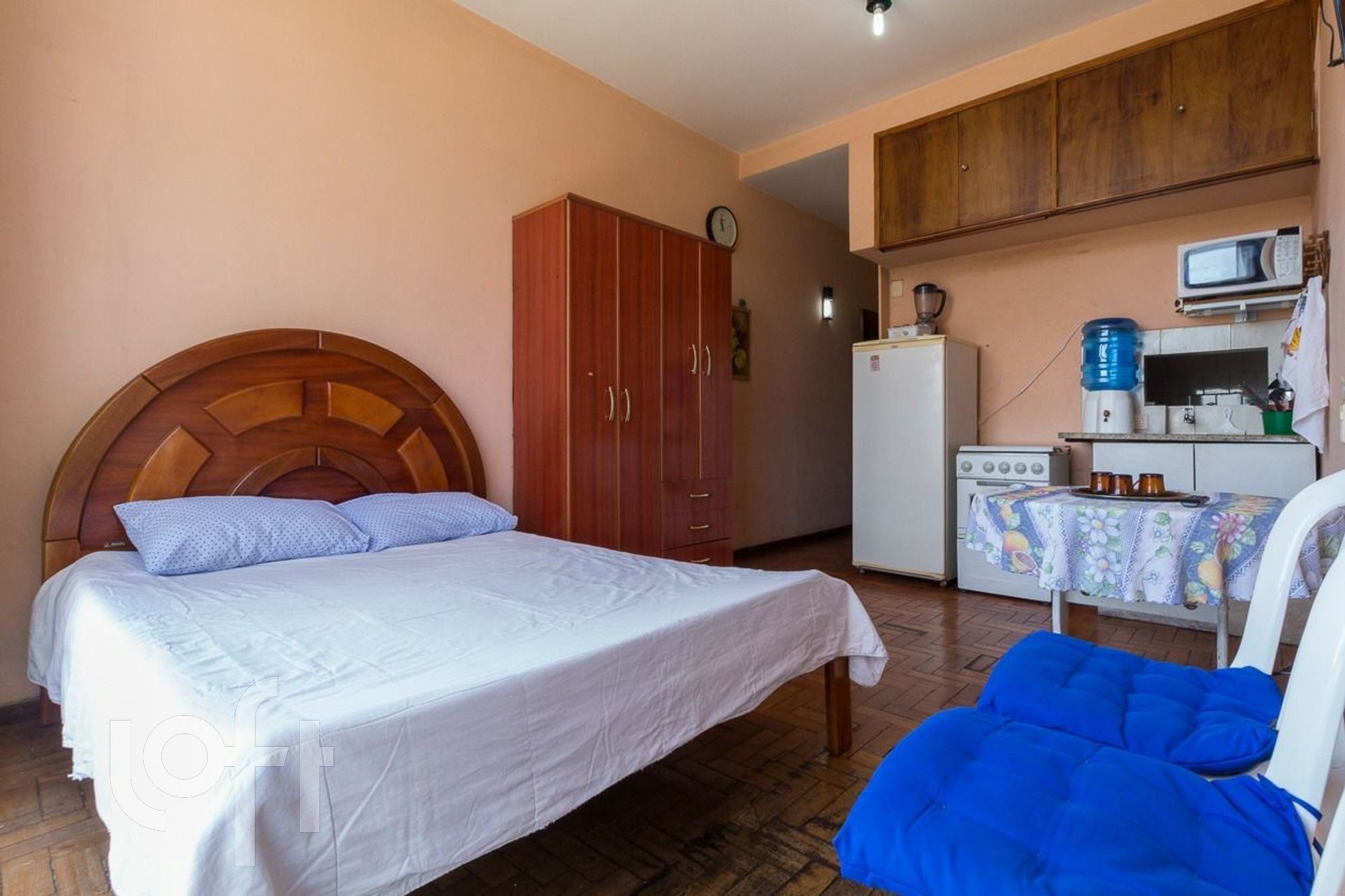 Apartamento à venda com 4 quartos, 140m² - Foto 1