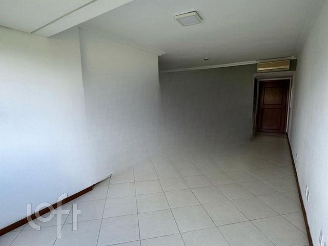 Apartamento com 92m², 3 dormitórios, 1 suíte, 1 vaga, Boa Vista em Porto Alegre