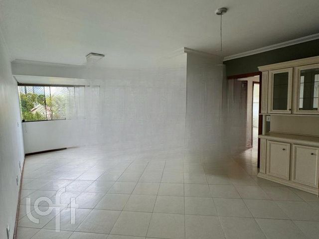 Apartamento com 92m², 3 dormitórios, 1 suíte, 1 vaga, Boa Vista em Porto Alegre