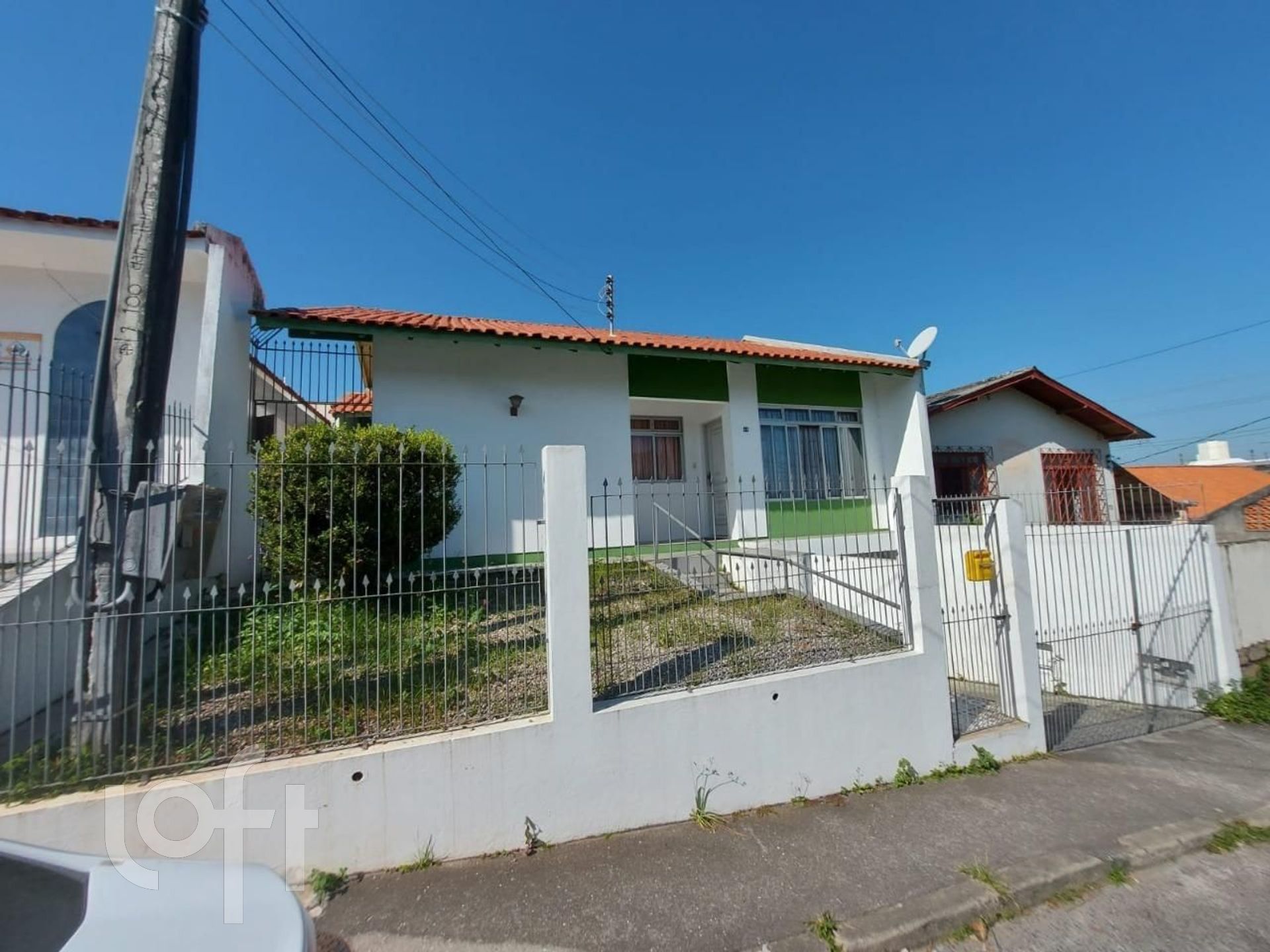 Casa à venda em Capoeiras com 150 m², 4 quartos, 1 suíte, 2 vagas