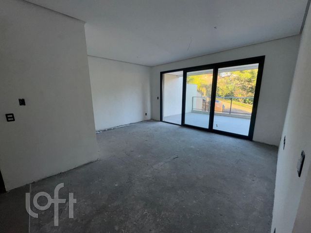Apartamento com 102m², 2 dormitórios, 1 suíte, 2 vagas, Chácara das Pedras em Porto Alegre