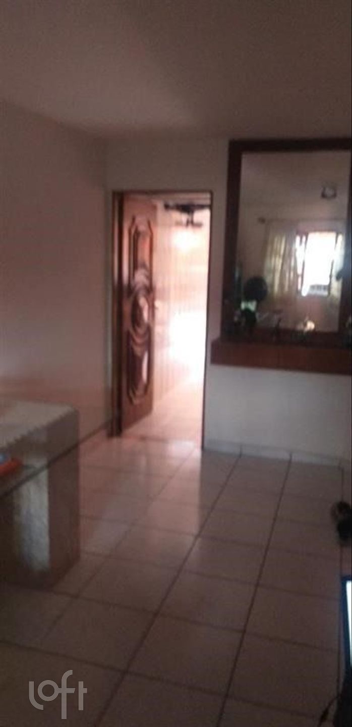 Casa à venda em Campo Grande com 184 m², 2 quartos