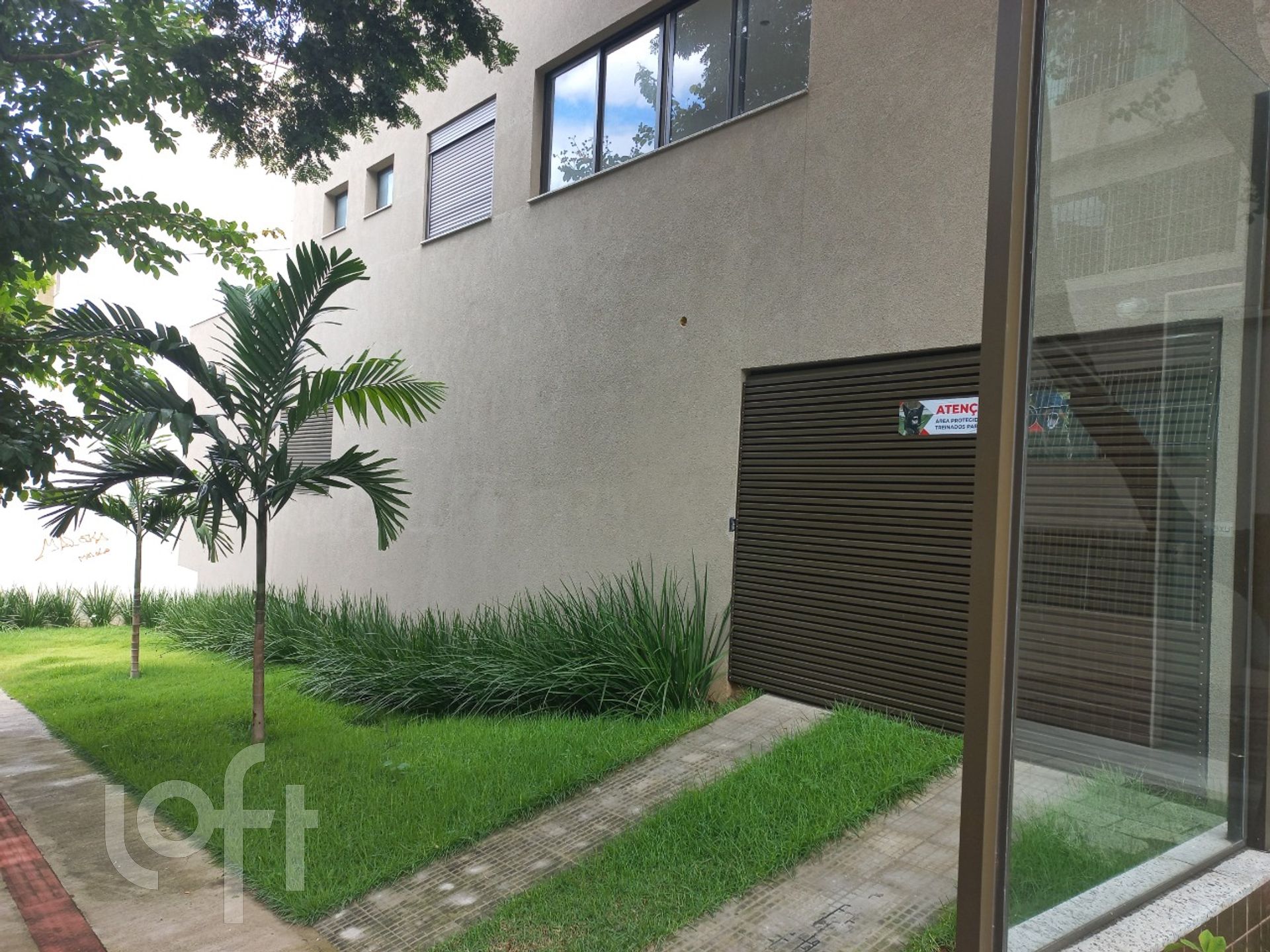 Apartamento à venda com 2 quartos, 61m² - Foto 4