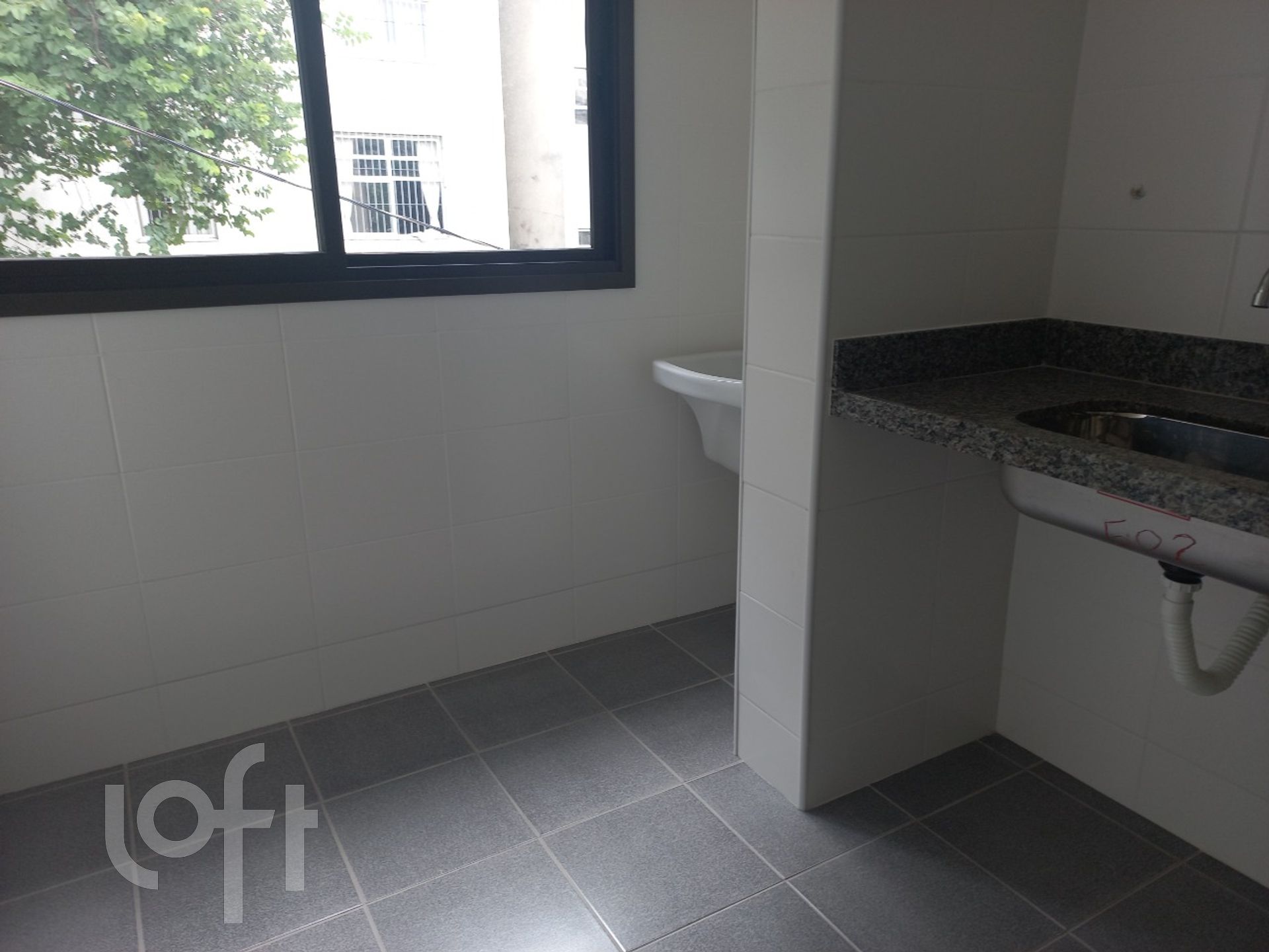 Apartamento à venda com 2 quartos, 61m² - Foto 17