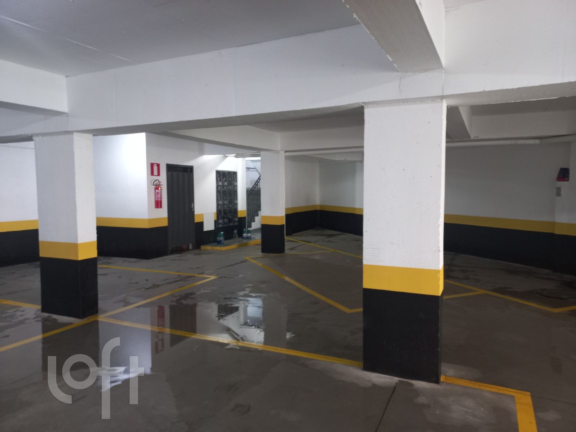 Apartamento à venda com 2 quartos, 61m² - Foto 8