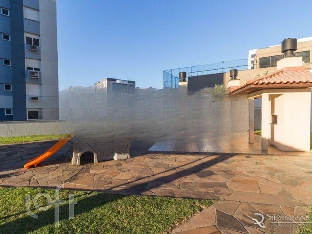 Apartamento com 58m², 2 dormitórios, 1 vaga, Chácara das Pedras em Porto Alegre