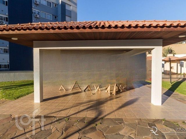 Apartamento com 58m², 2 dormitórios, 1 vaga, Chácara das Pedras em Porto Alegre