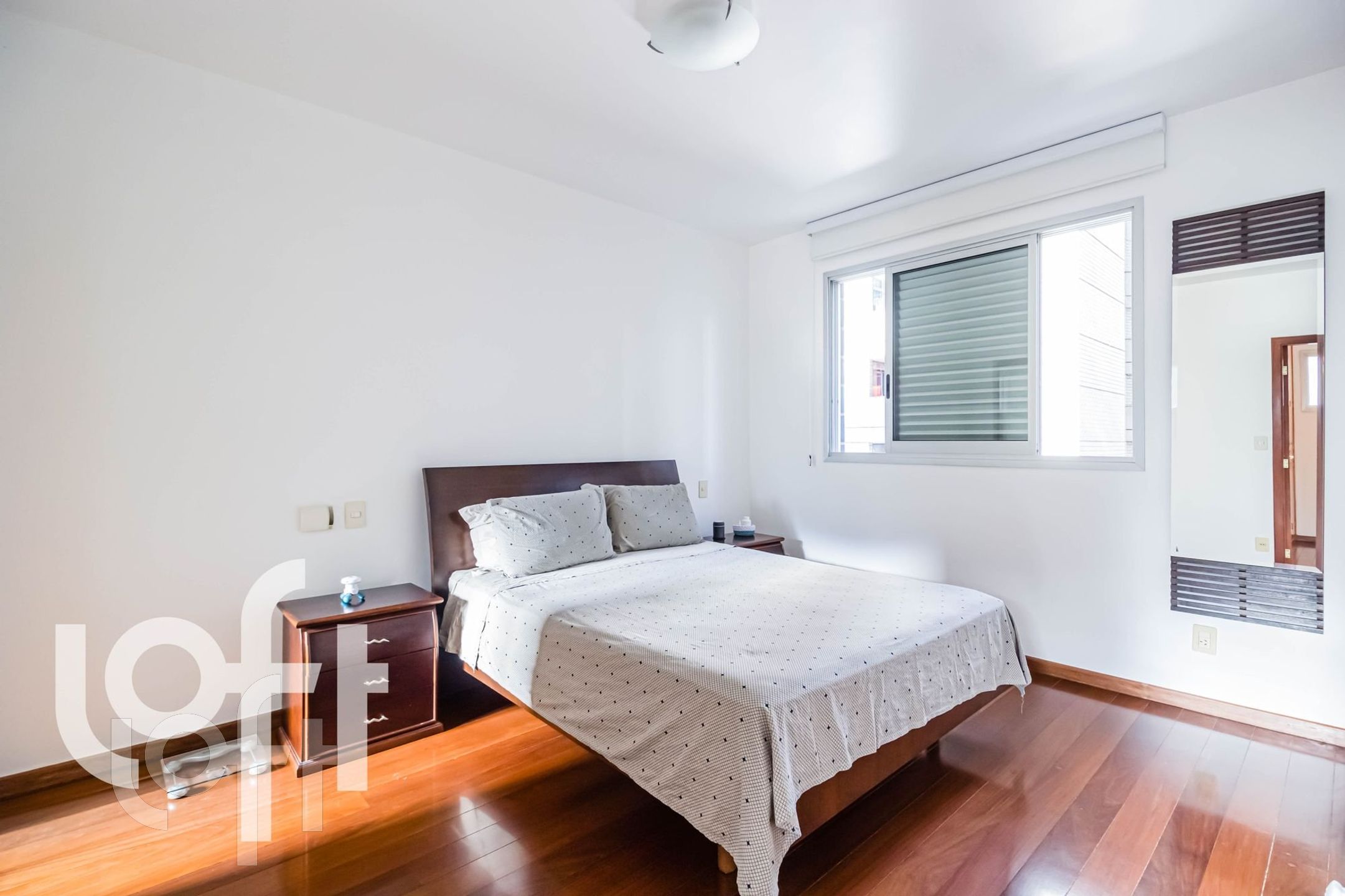 Apartamento à venda com 4 quartos, 200m² - Foto 13