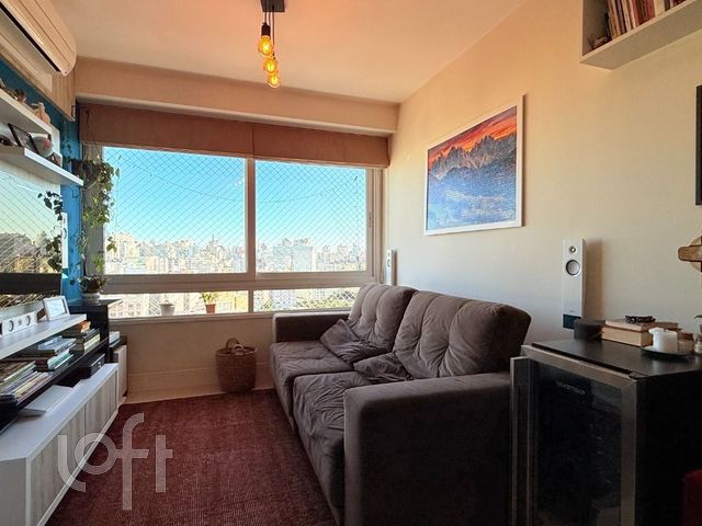 Apartamento com 65m², 2 dormitórios, 1 suíte, 1 vaga, Cidade Baixa em Porto Alegre