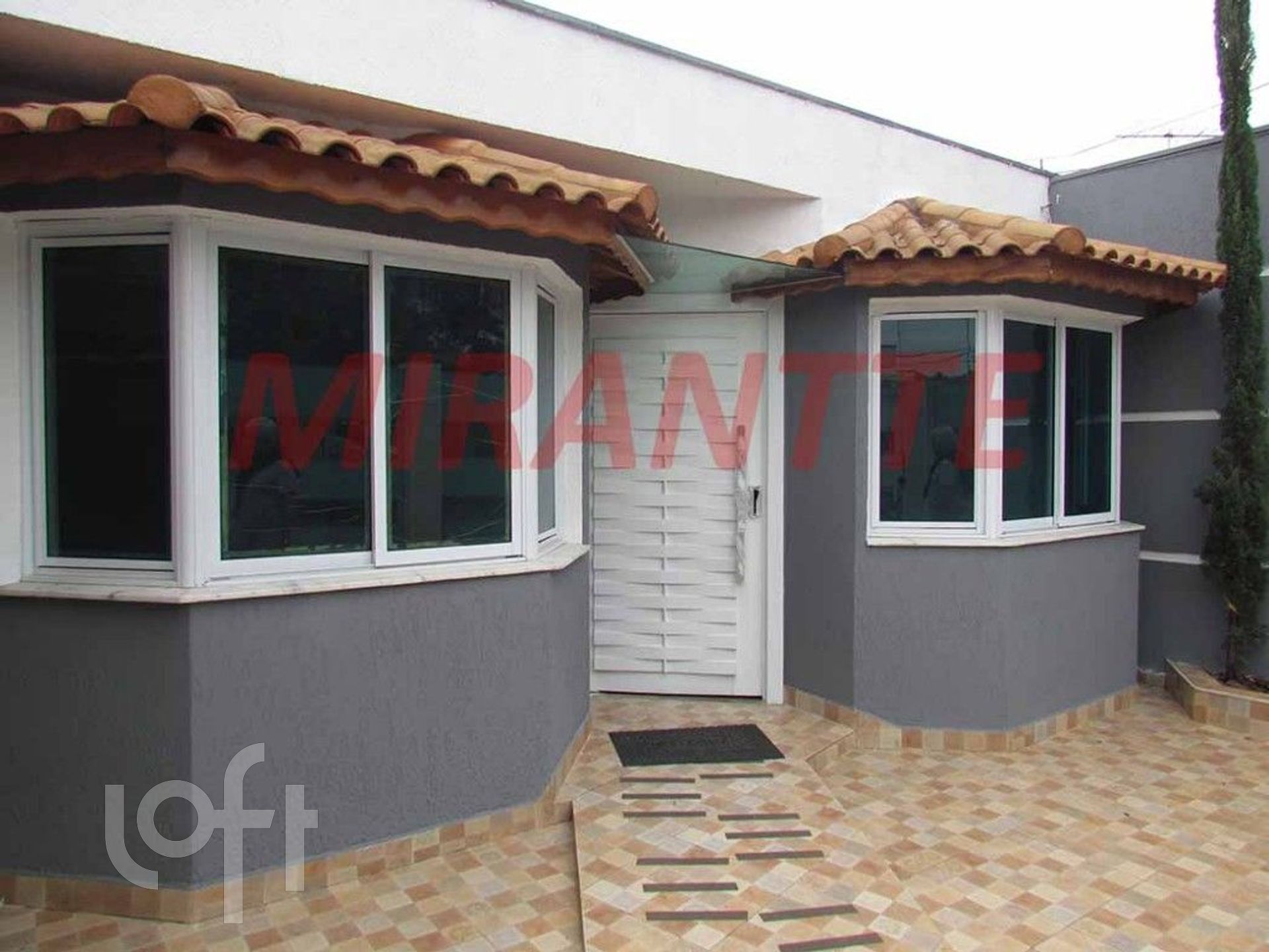 Casa à venda com 3 quartos, 230m² - Foto 2