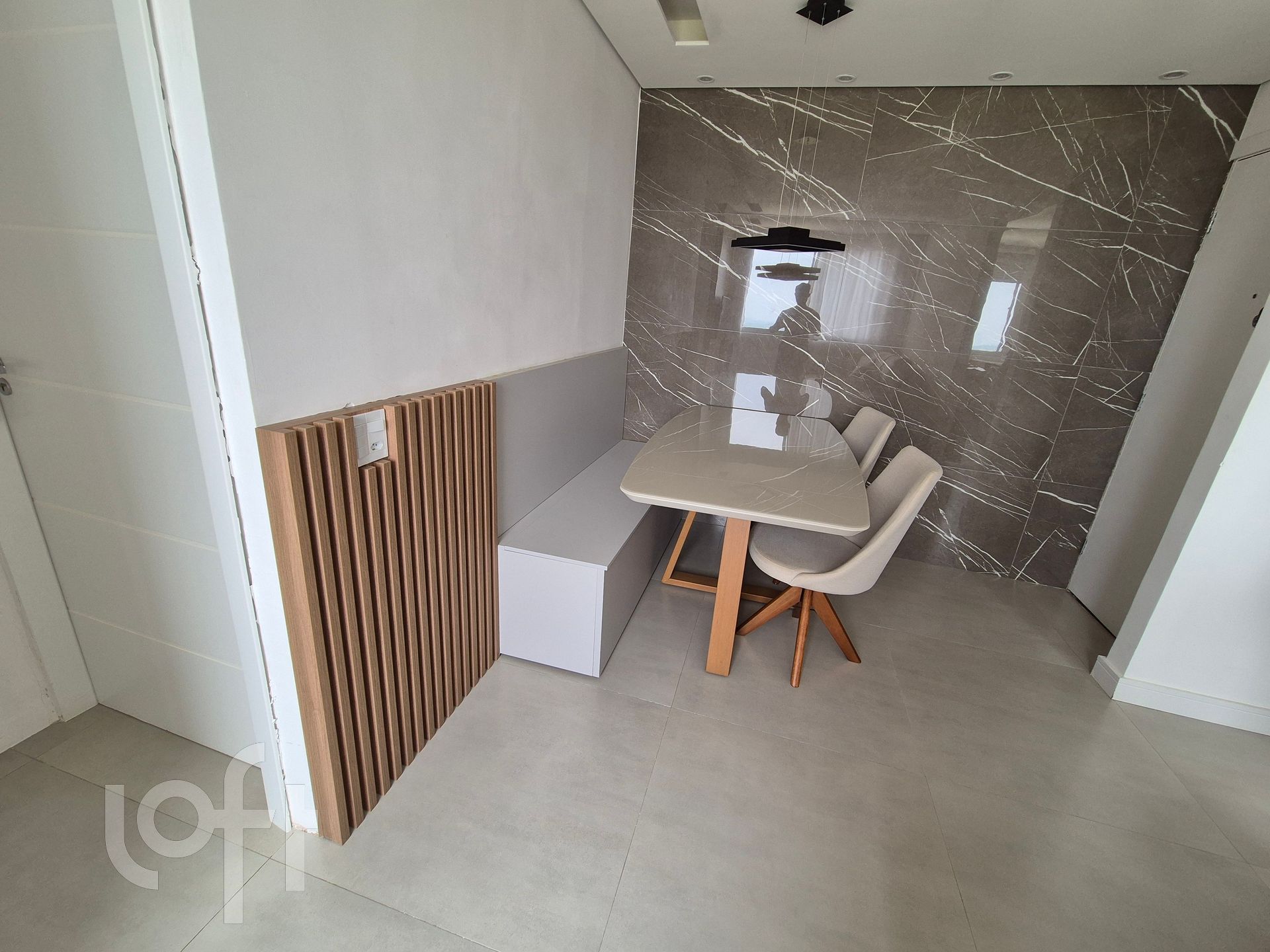 Apartamento à venda com 2 quartos, 41m² - Foto 4