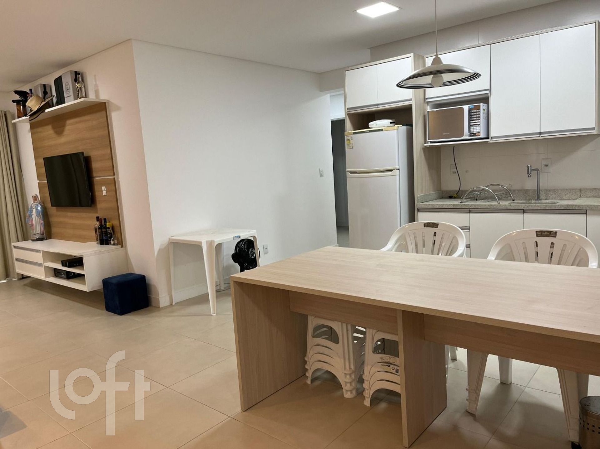 Apartamentos com 84m², 3 quartos, 3 suítes, 2 garagens, no bairro Cachoeira do bom Jesus em Florianópolis