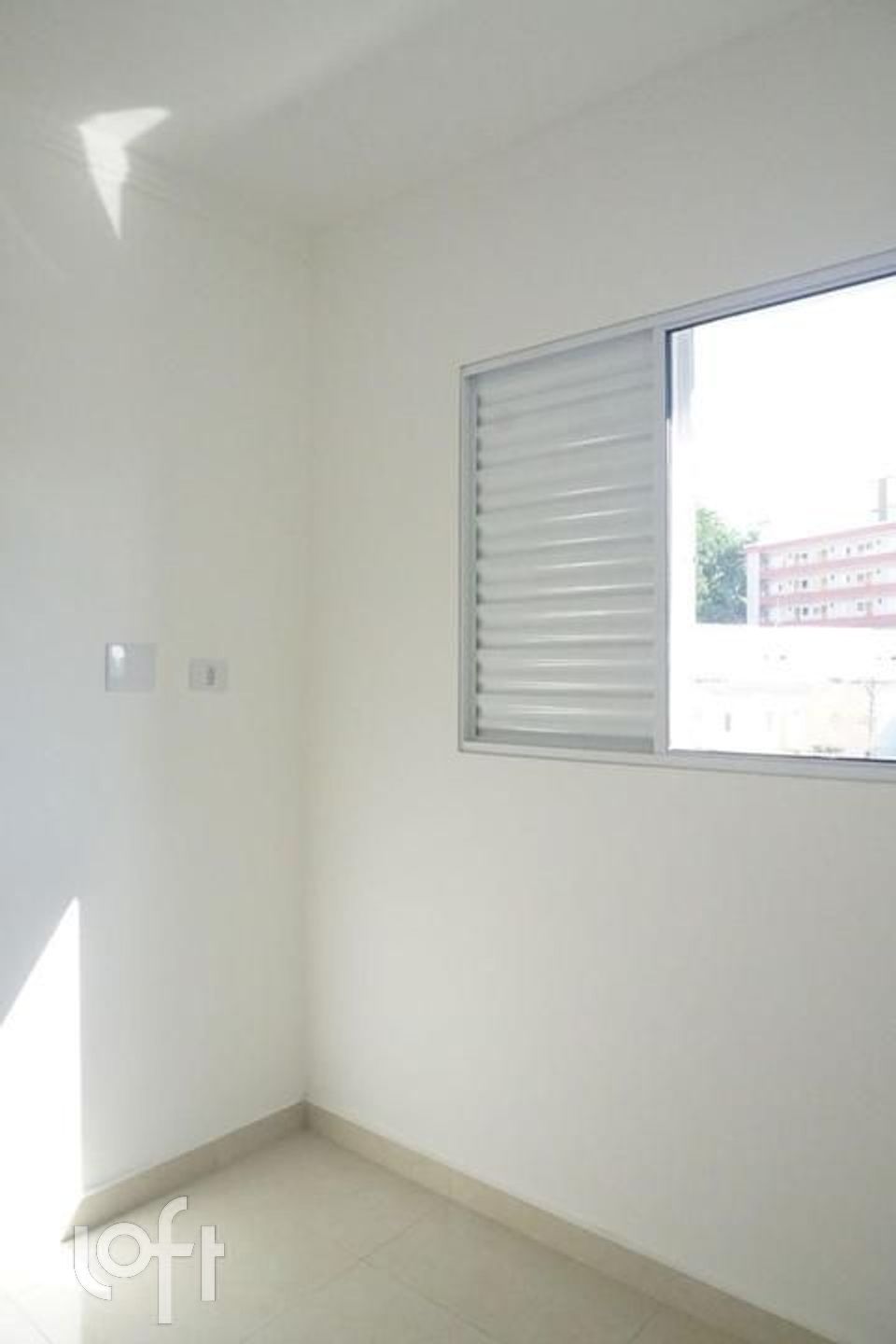 Apartamento à venda com 2 quartos, 44m² - Foto 3