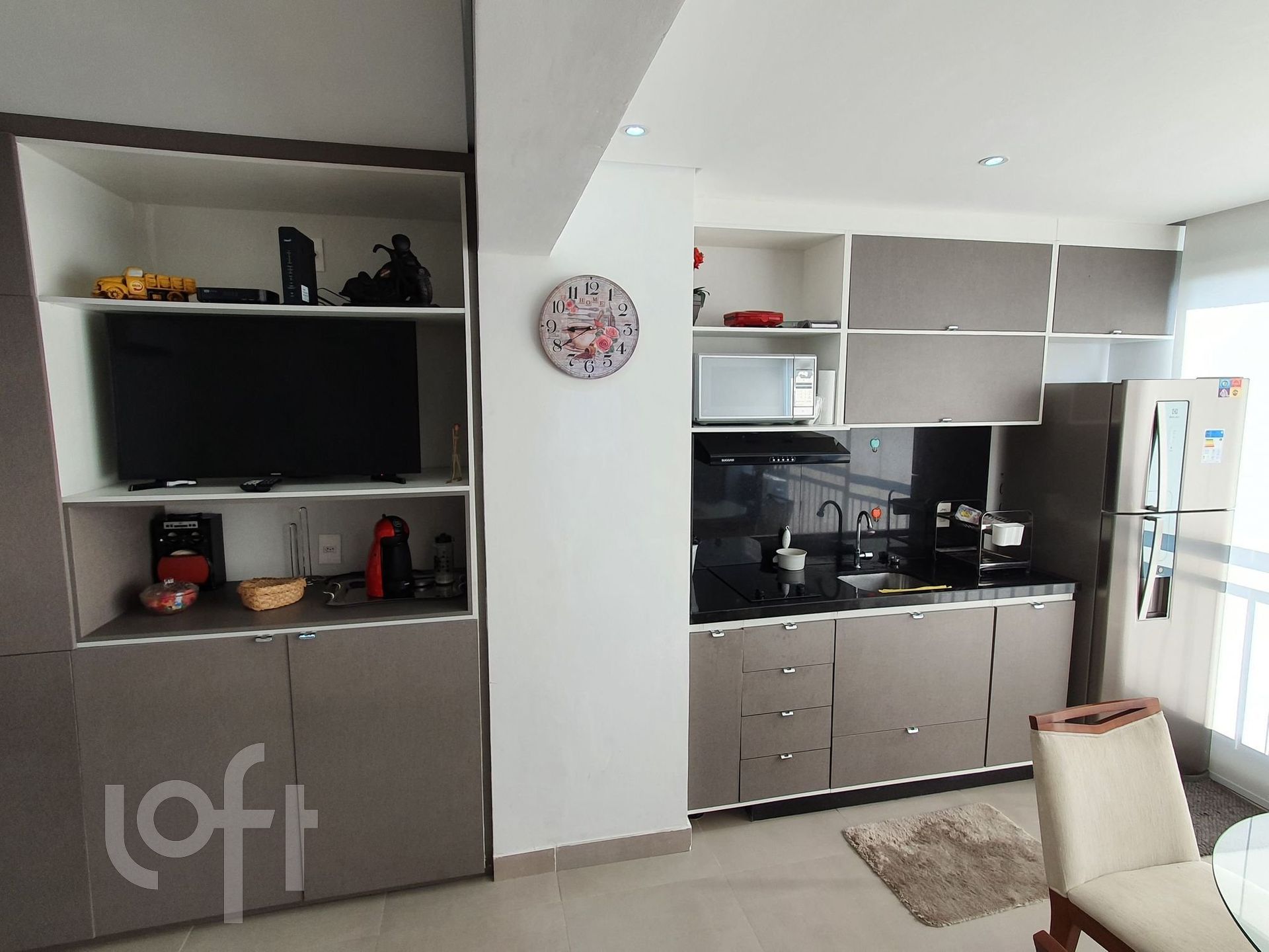 Apartamento à venda com 1 quarto, 33m² - Foto 4