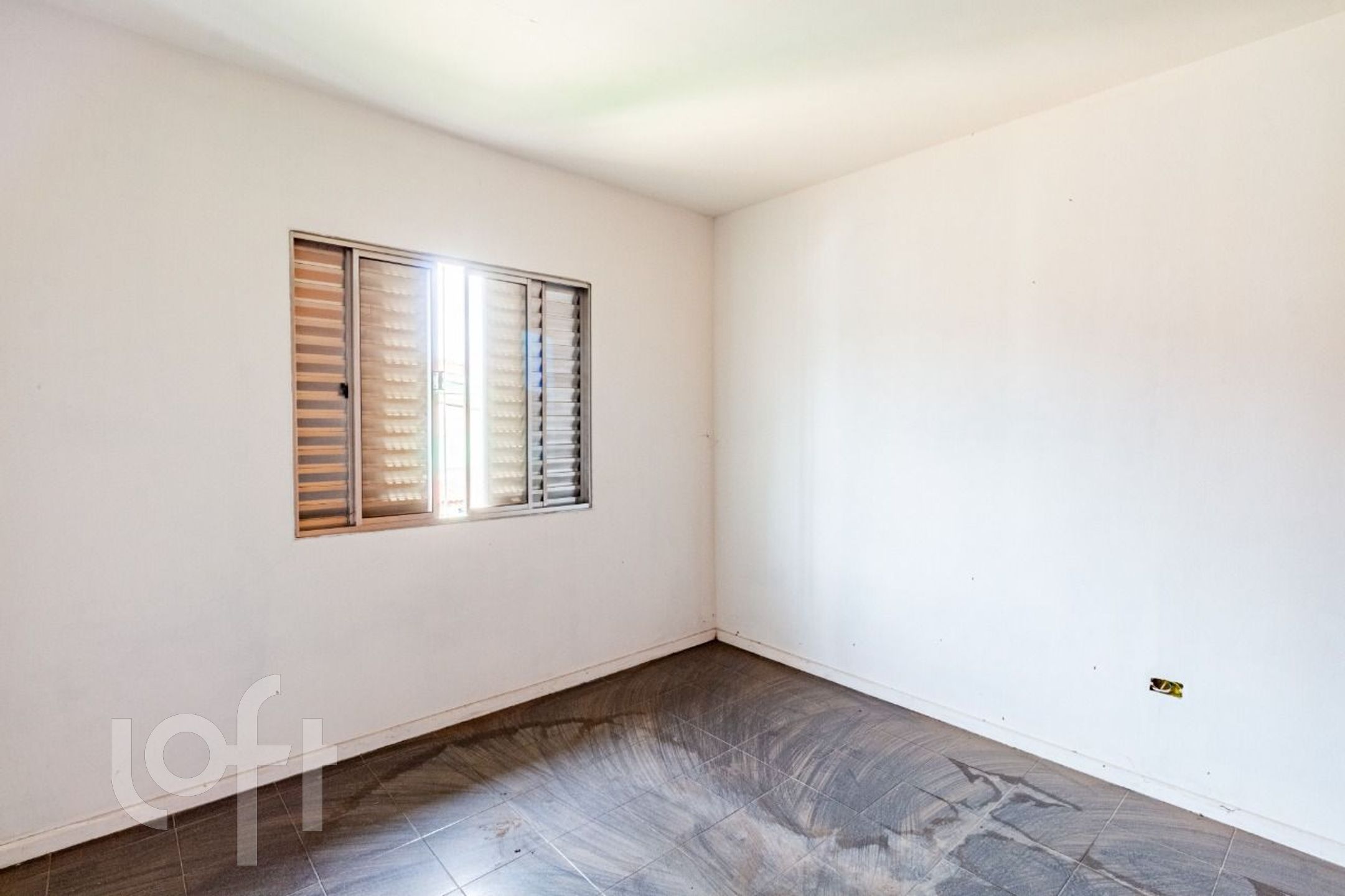 Casa à venda com 4 quartos, 300m² - Foto 16