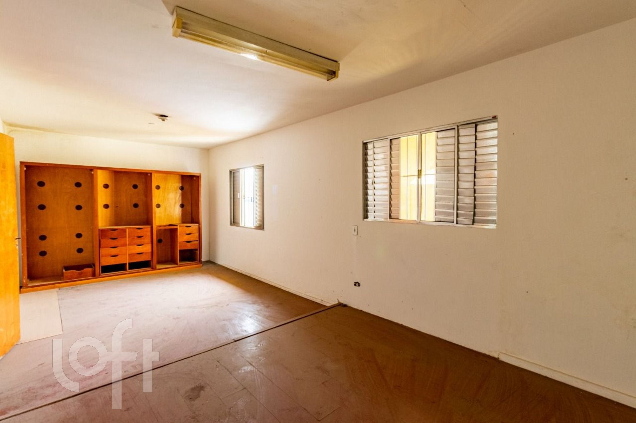 Casa à venda com 4 quartos, 300m² - Foto 24