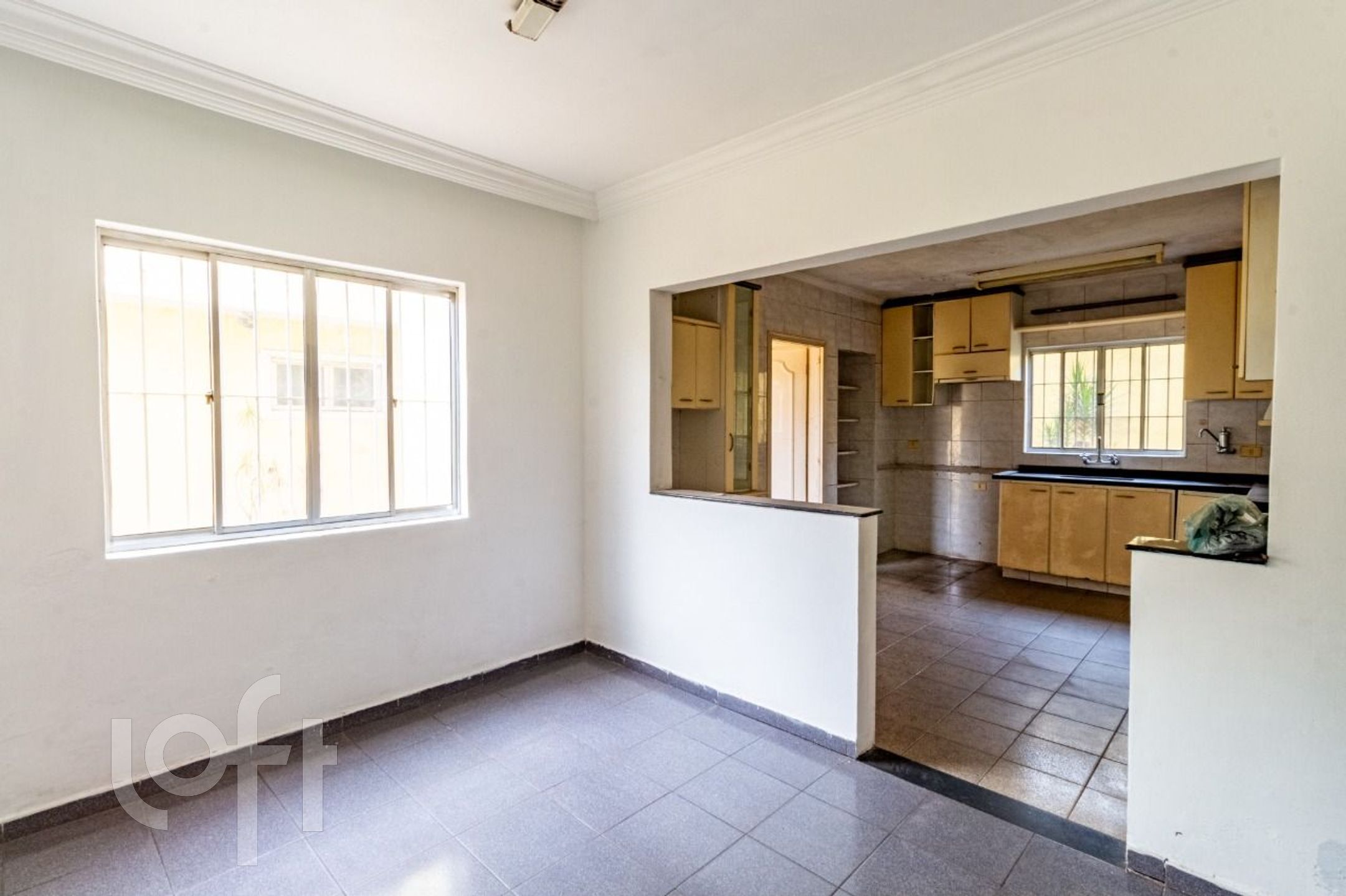 Casa à venda com 4 quartos, 300m² - Foto 6