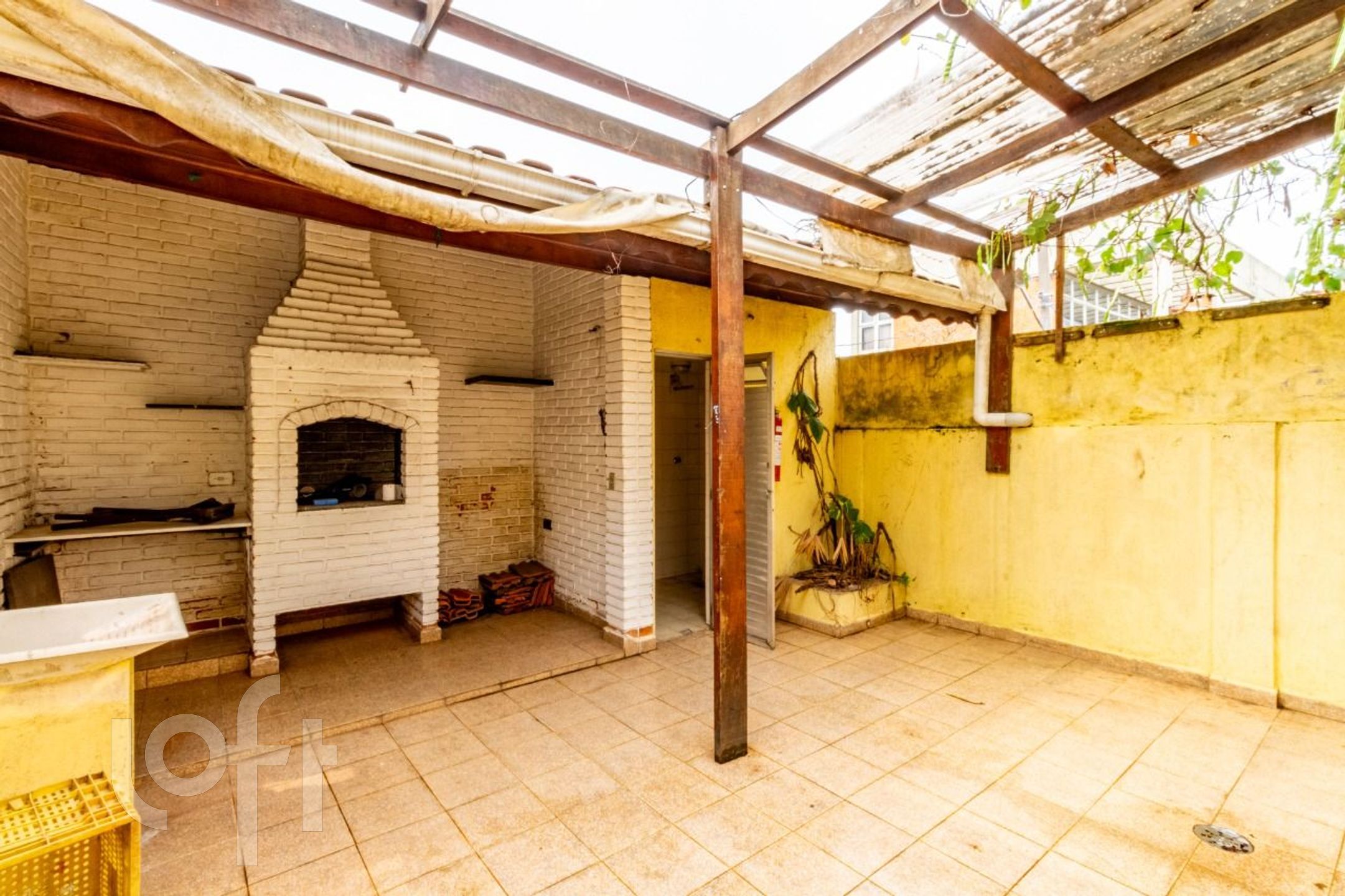 Casa à venda com 4 quartos, 300m² - Foto 37