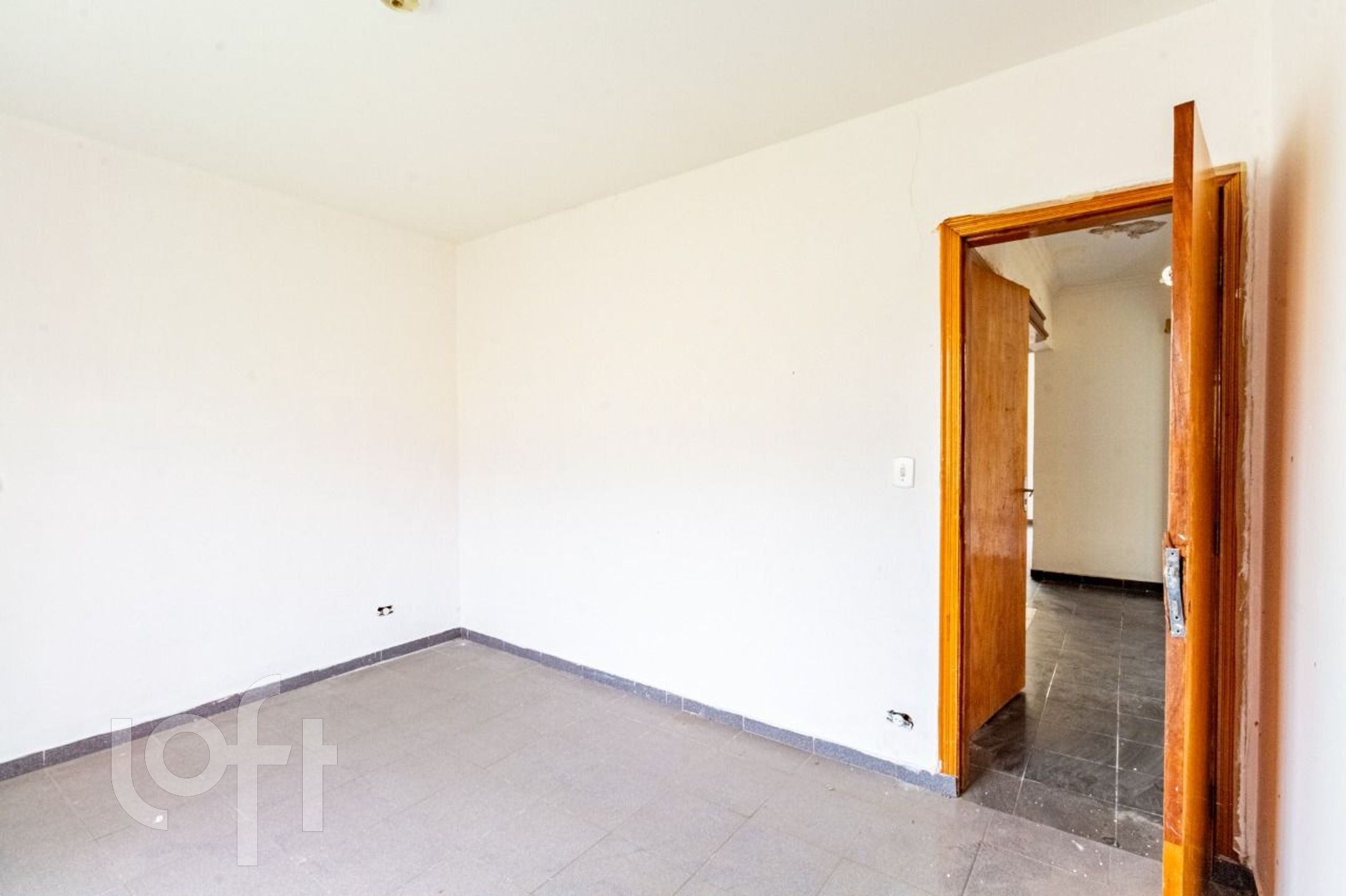 Casa à venda com 4 quartos, 300m² - Foto 13