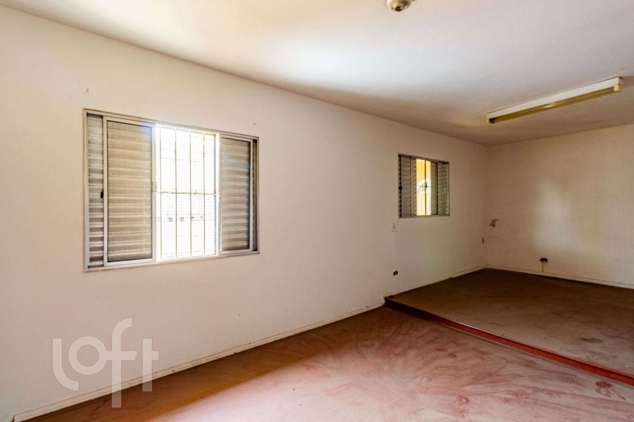 Casa à venda com 4 quartos, 300m² - Foto 22