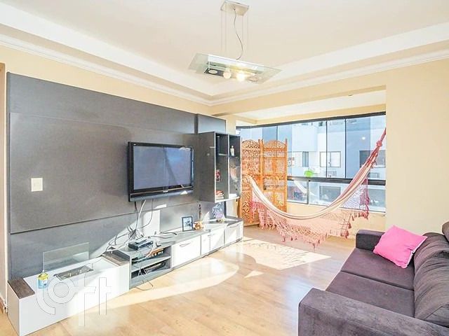 Apartamento com 155m², 3 dormitórios, 1 suíte, 2 vagas, Cristo Redentor em Porto Alegre