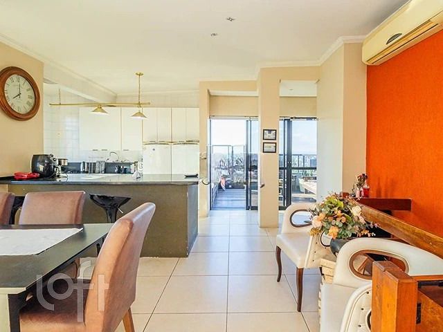 Apartamento com 155m², 3 dormitórios, 1 suíte, 2 vagas, Cristo Redentor em Porto Alegre