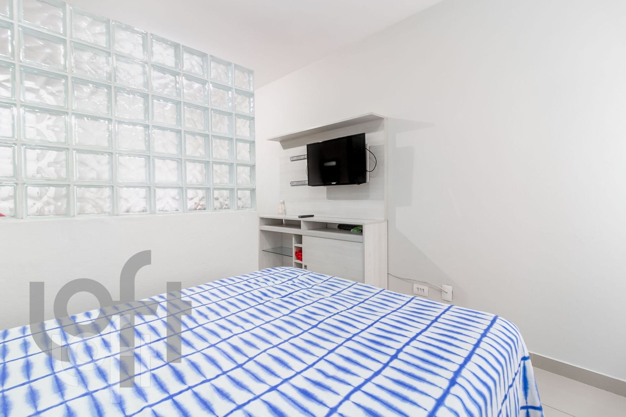 Apartamento à venda com 1 quarto, 28m² - Foto 3