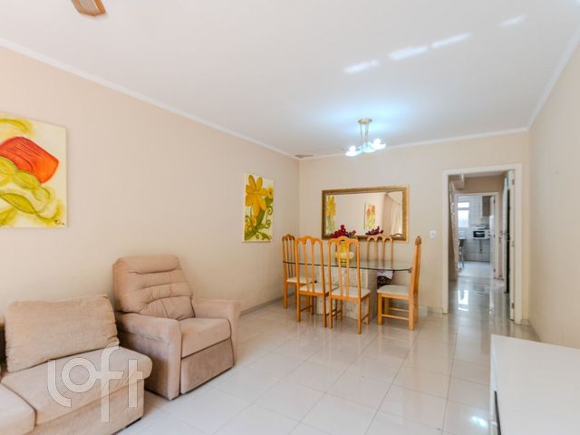 Casa com 179m², 4 dormitórios, 1 suíte, 3 vagas, Jardim Botânico em Porto Alegre