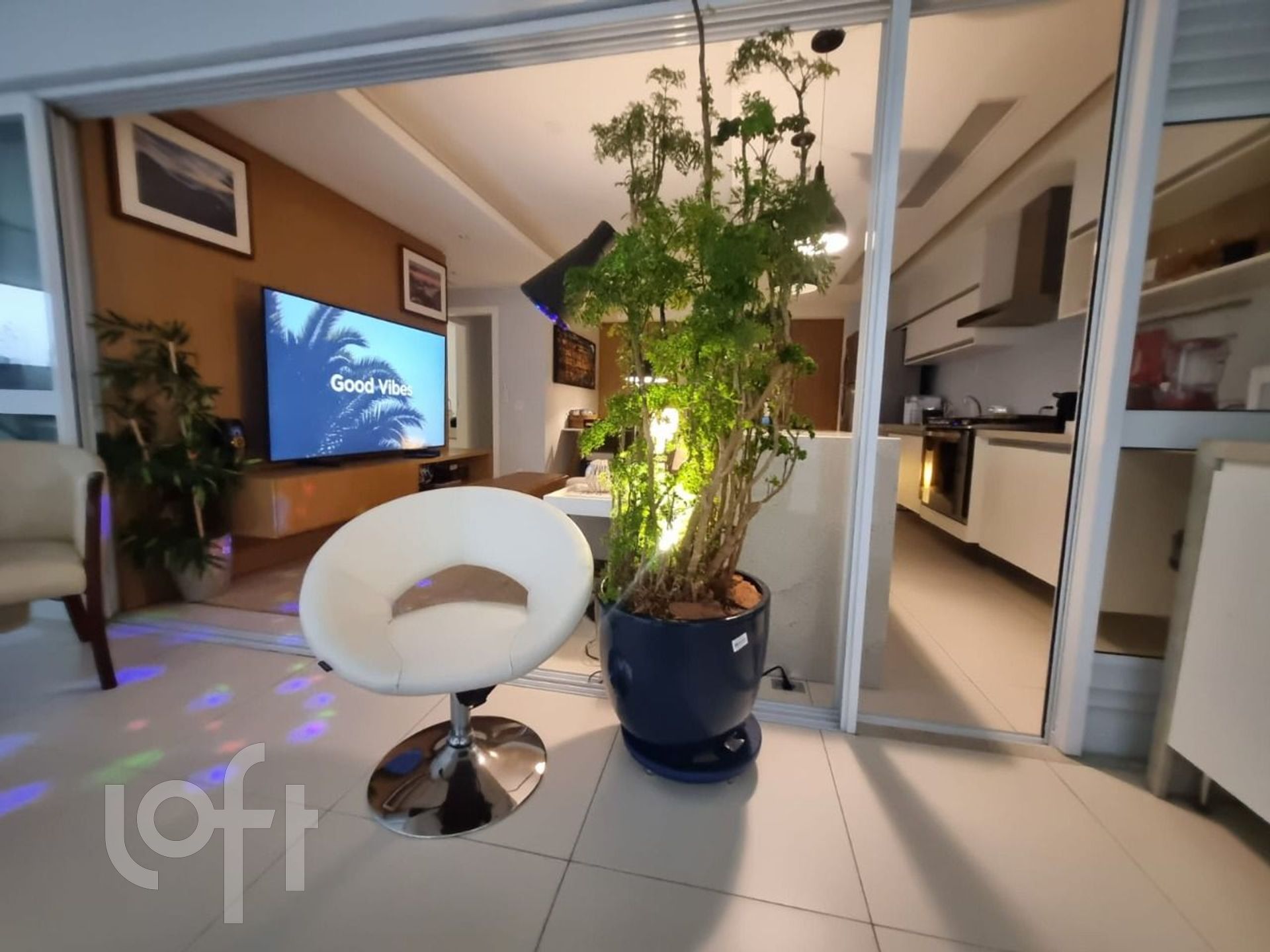 Apartamento à venda com 2 quartos, 100m² - Foto 17