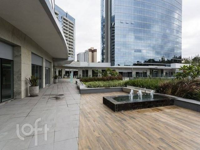 Apartamento com 77m², 2 dormitórios, 2 suítes, 1 vaga, Petrópolis em Porto Alegre