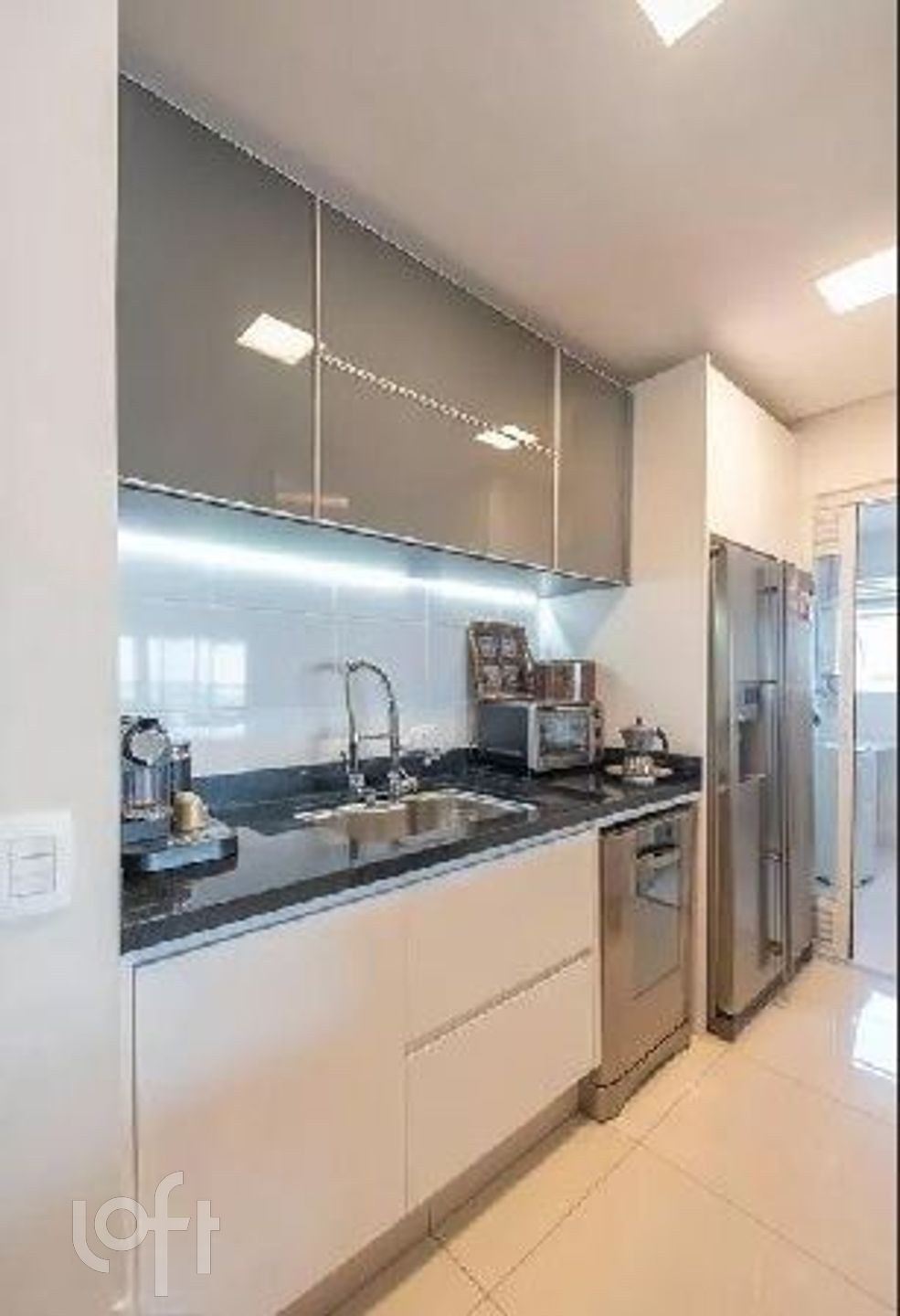 Apartamento à venda com 2 quartos, 104m² - Foto 4