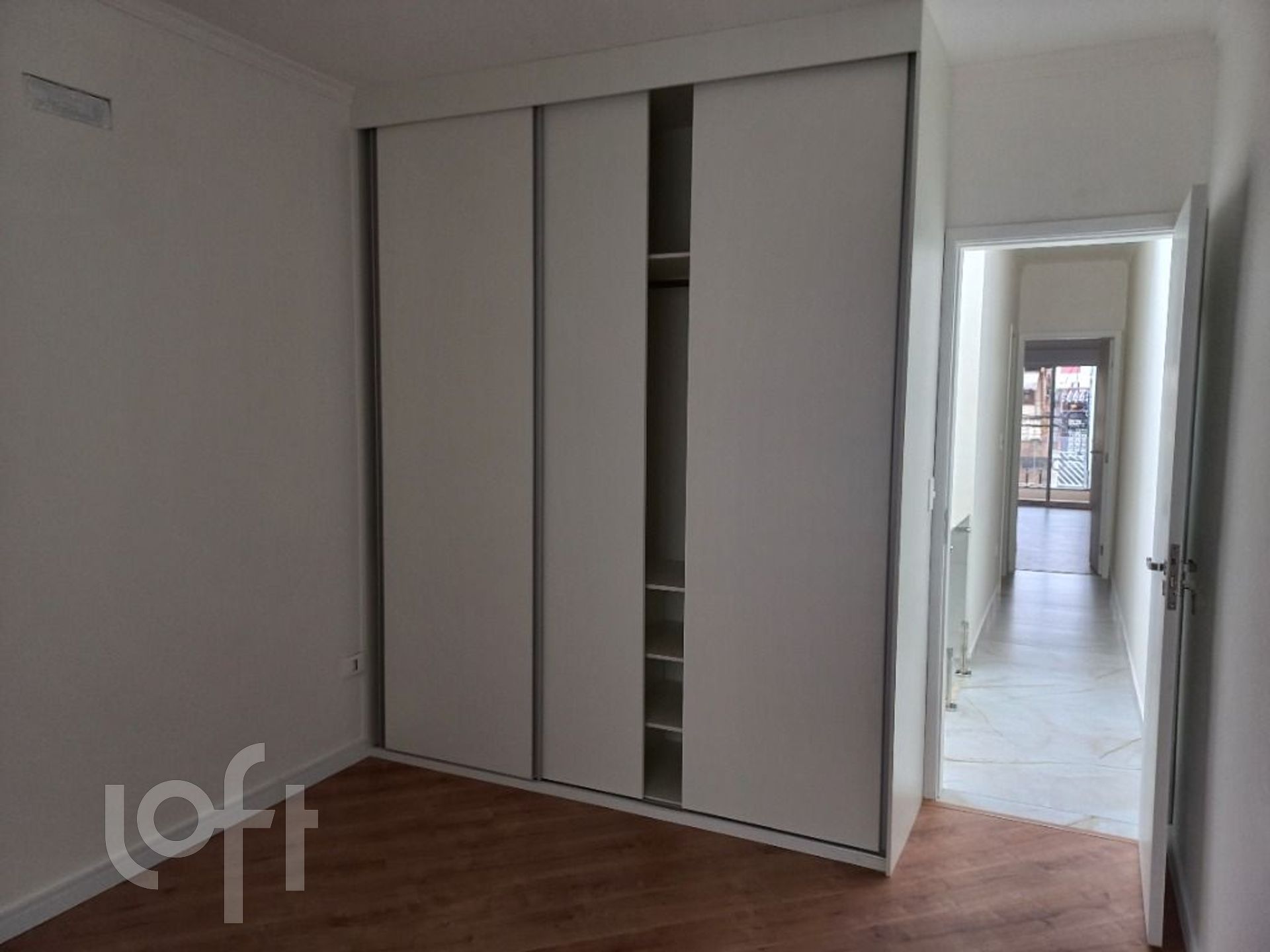 Casa à venda com 3 quartos, 105m² - Foto 13