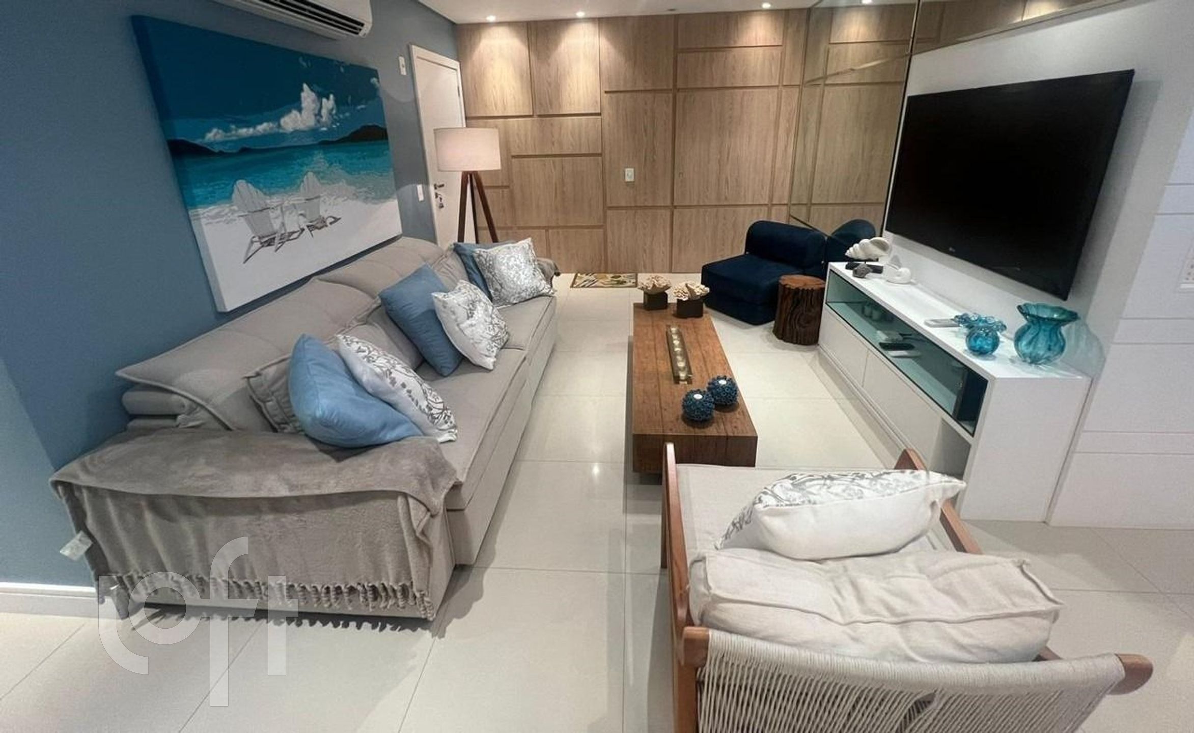 Apartamentos com 128m², 3 quartos, 3 suítes, 2 garagens, no bairro Pioneiros em Balneário Camboriú