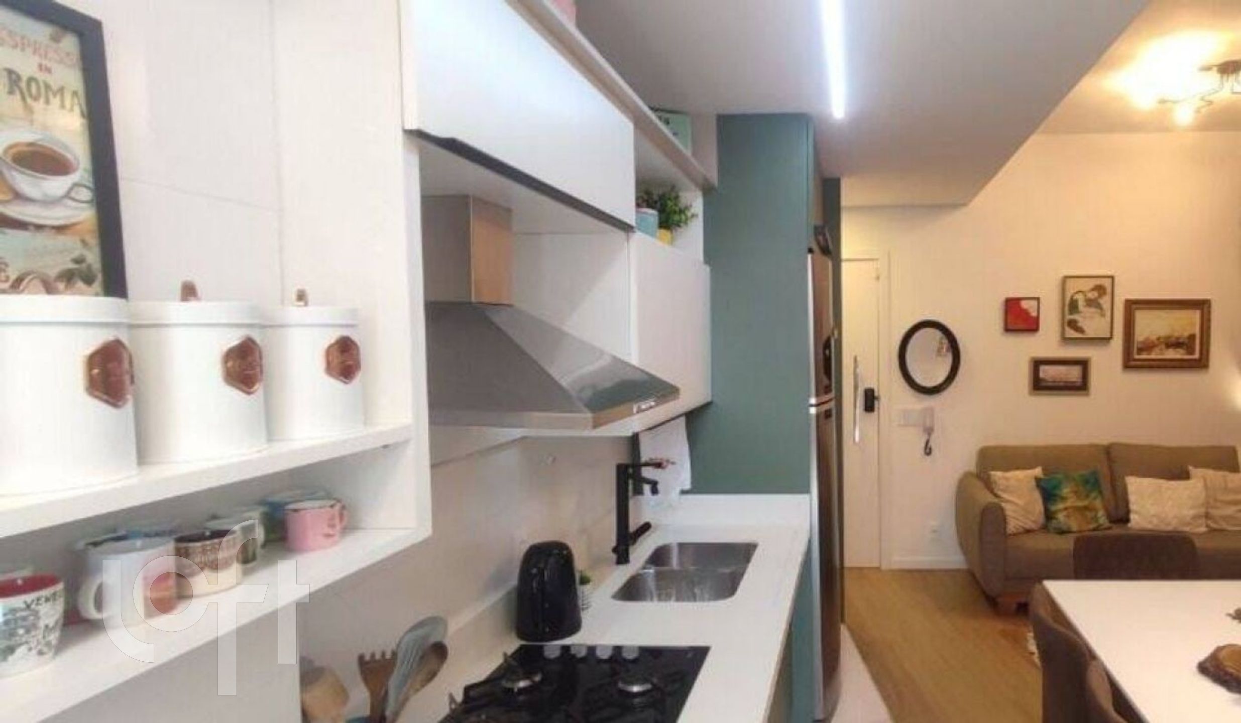 Apartamentos com 39m², 1 quarto, 1 garagem, no bairro Centro em Florianópolis