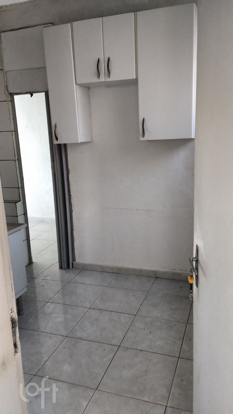 Apartamento à venda com 1 quarto, 33m² - Foto 4