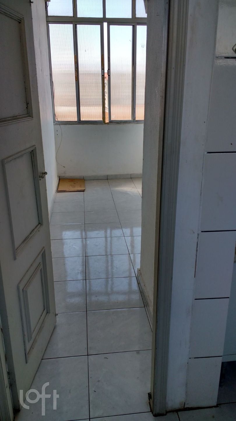 Apartamento à venda com 1 quarto, 33m² - Foto 1