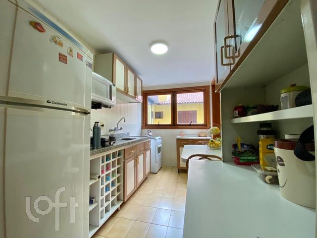 Apartamento com 93m², 2 dormitórios, 1 suíte, 1 vaga, Petrópolis em Porto Alegre