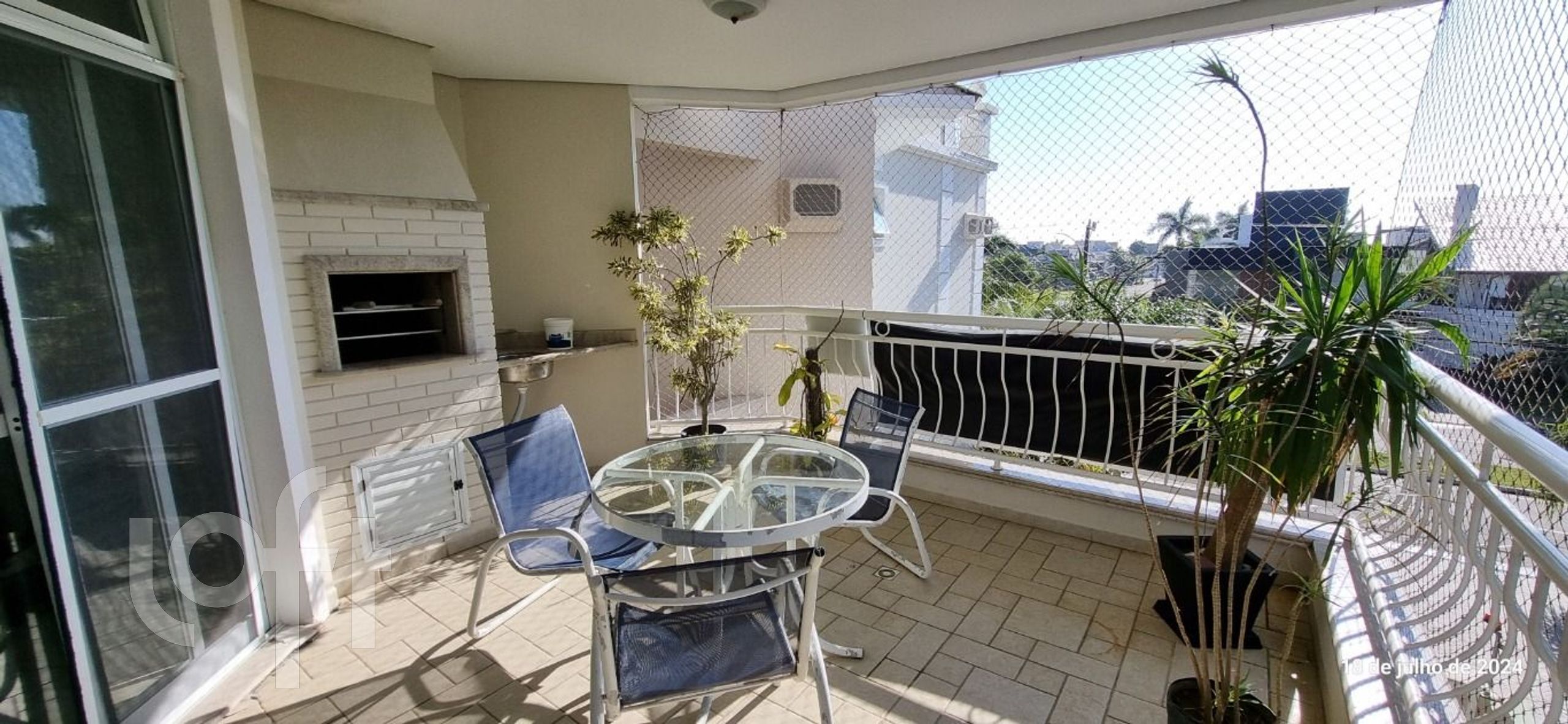 Apartamentos com 153m², 3 quartos, 1 suíte, 2 garagens, no bairro Jurere Oeste em Florianópolis