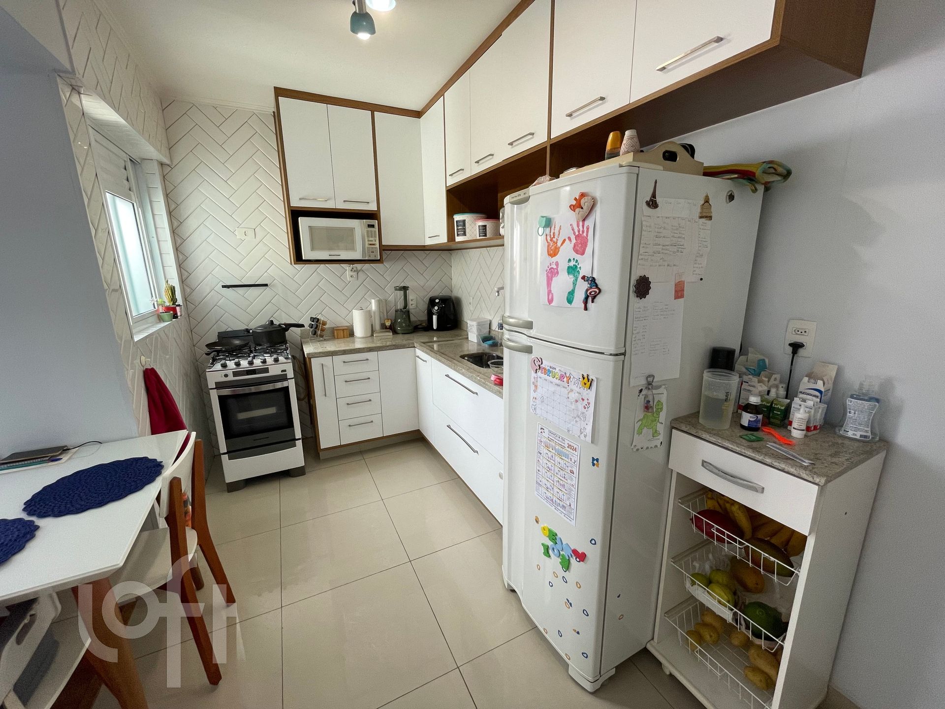 Casa à venda com 4 quartos, 179m² - Foto 4