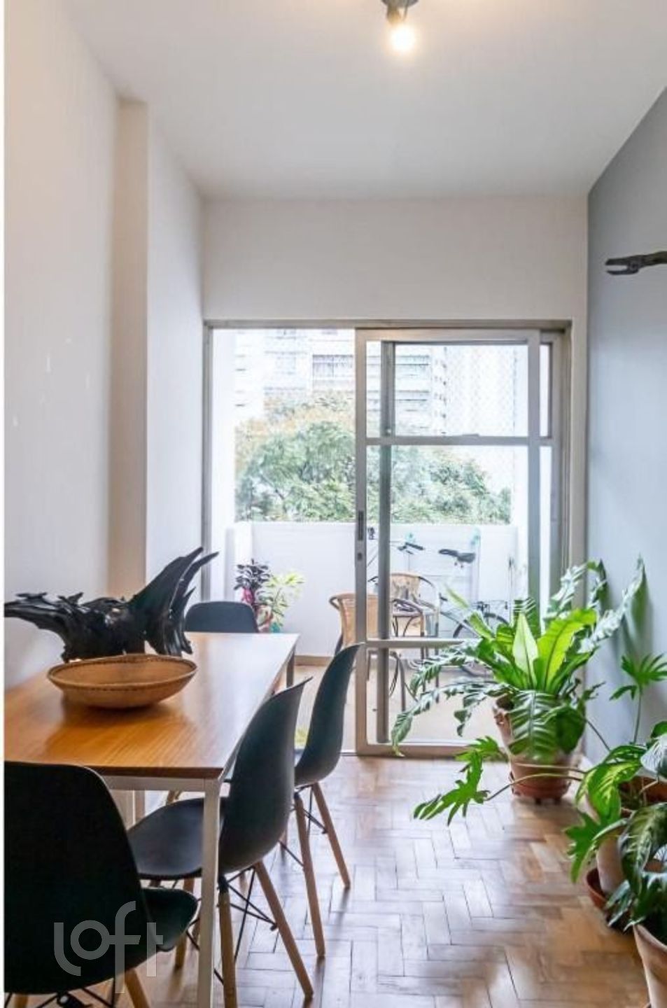 Apartamento à venda com 2 quartos, 73m² - Foto 4