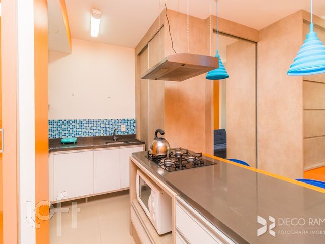 Apartamento com 38m², 1 dormitório, 1 suíte, 1 vaga, Praia de Belas em Porto Alegre