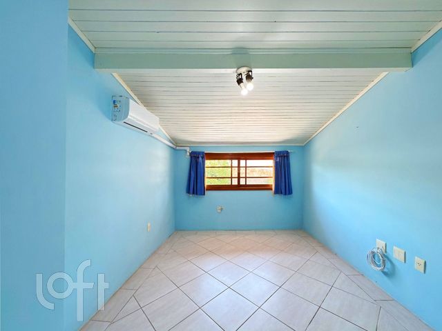 Casa com 141m², 4 dormitórios, 1 suíte, Cristo Redentor em Porto Alegre