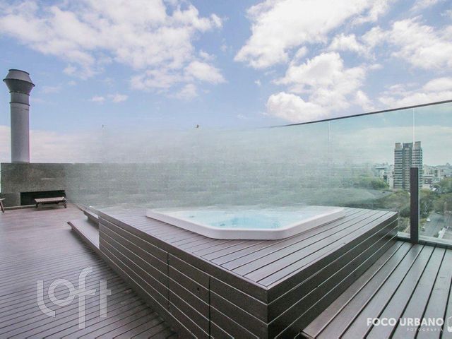 Apartamento com 158m², 3 dormitórios, 1 suíte, 2 vagas, Menino Deus em Porto Alegre