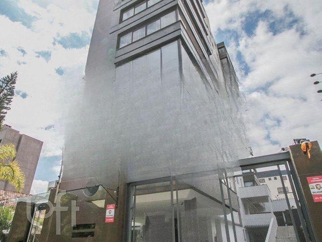Apartamento com 158m², 3 dormitórios, 1 suíte, 2 vagas, Menino Deus em Porto Alegre