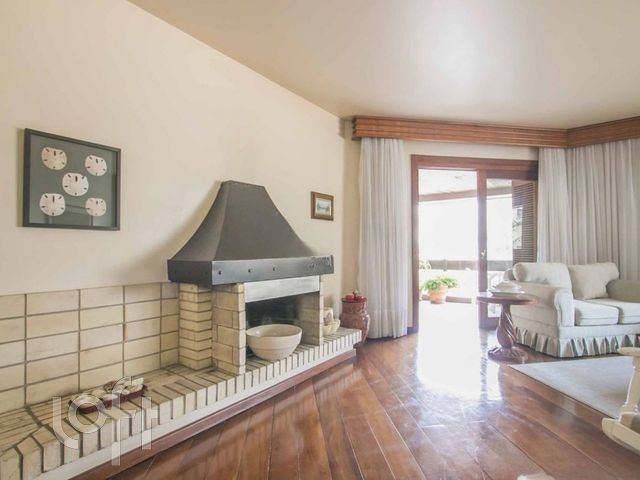 Apartamento com 204m², 3 dormitórios, 1 suíte, 2 vagas, Bela Vista em Porto Alegre